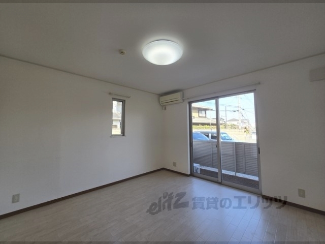 居室・リビング　洋室