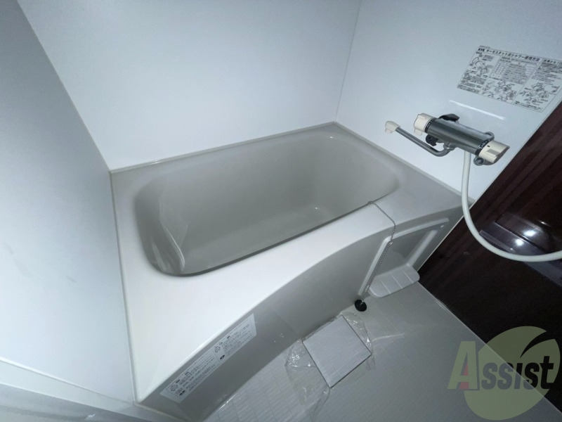 バス・シャワールーム　１人暮らしにはピッタリのサイズ感ですね！