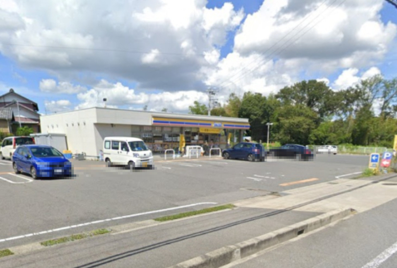 コンビニ　ミニストップ 岡崎小呂町店（コンビニ）まで744m