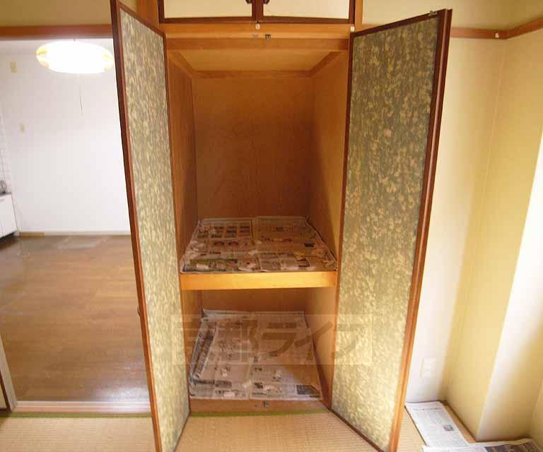 収納　和室の押入れです。