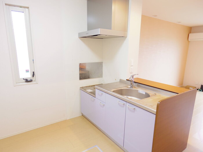 キッチン　カウンターキッチン（浄水器一体型水栓）