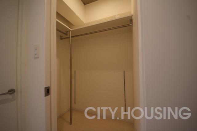 収納　※同タイプ部屋の写真です。