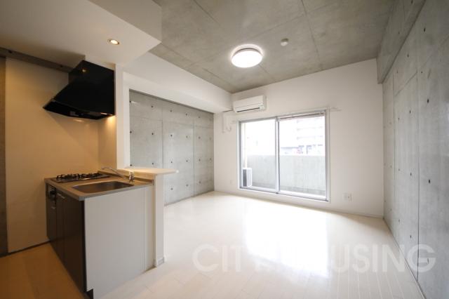 居室・リビング　※同タイプ部屋の写真です。