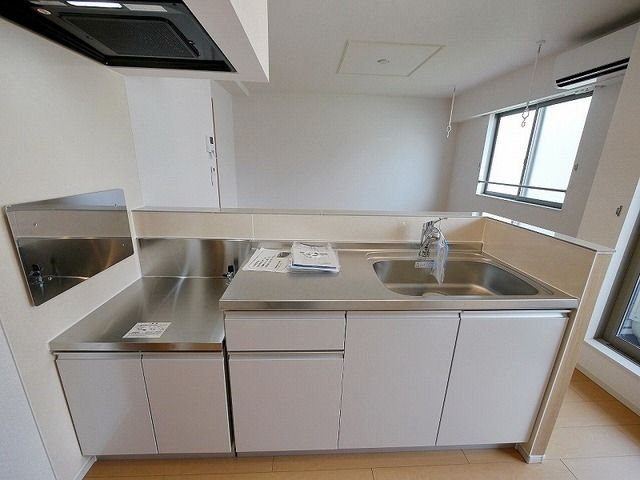 キッチン　同社施工の同タイプの写真です♪