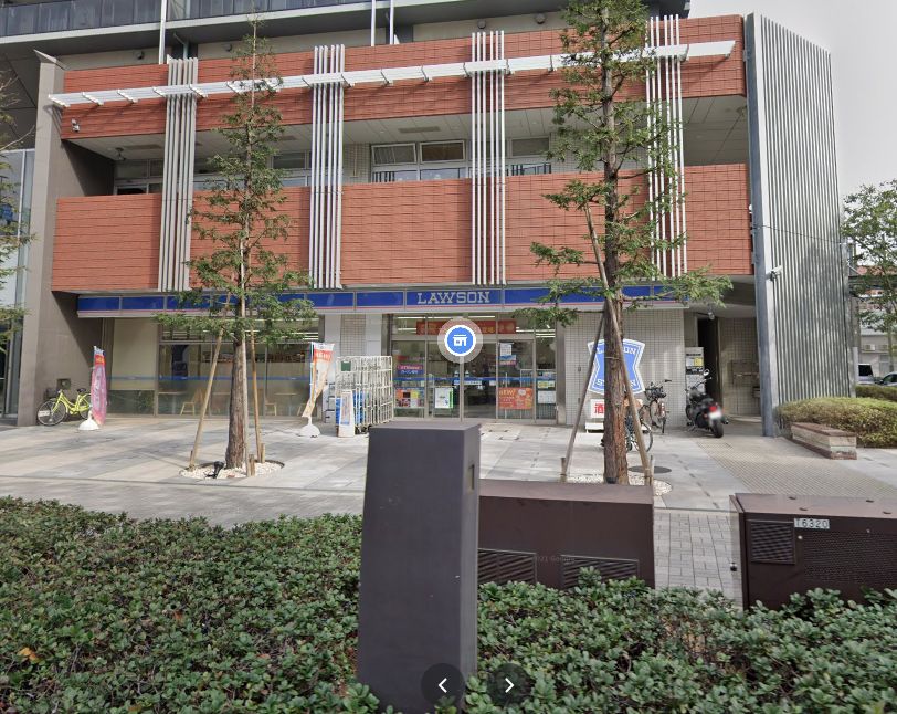 コンビニ　ローソン なんばGMタワー店（コンビニ）まで437m