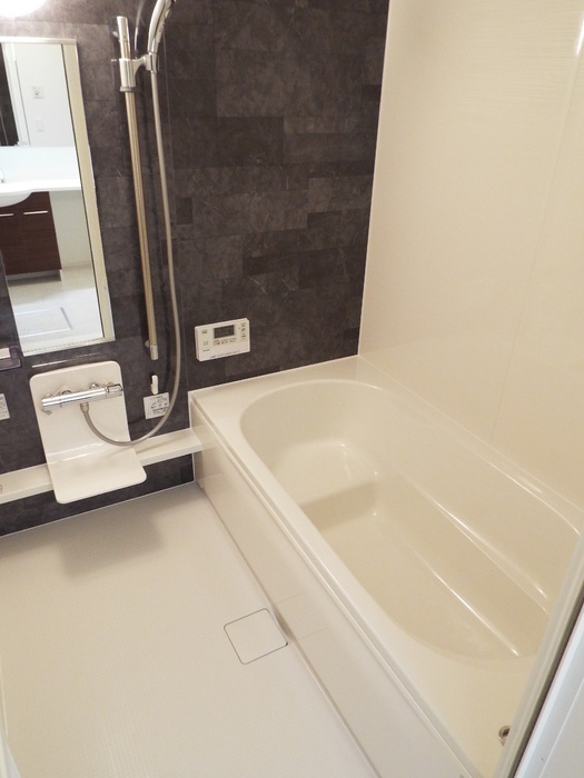 バス・シャワールーム　一坪風呂