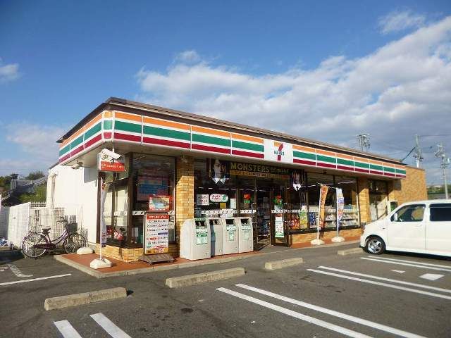 コンビニ　セブンイレブン　小牧南浦店（コンビニ）まで400m