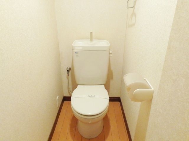 トイレ　※他号室写真使用