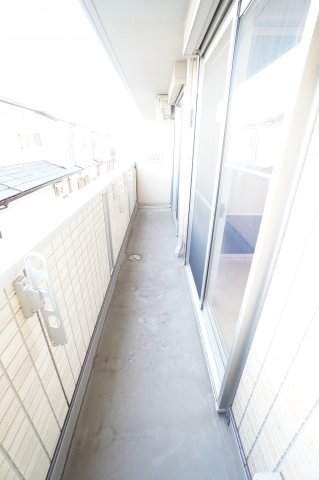 バルコニー　※同物件・同タイプの写真です。