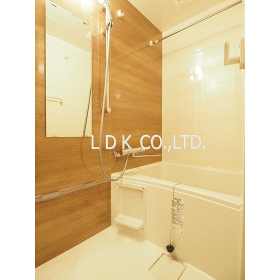 バス・シャワールーム　浴室乾燥機付き