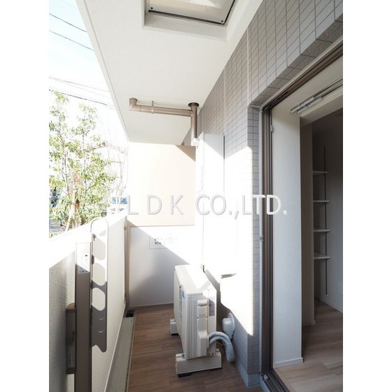 バルコニー　優しい光が入ります