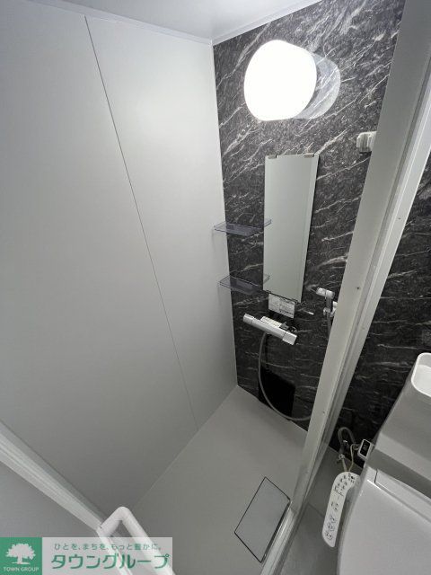 バス・シャワールーム　シャワーブース