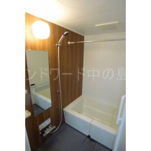 バス・シャワールーム　詳細は、ウィンドワード中の島店までご相談下さい。