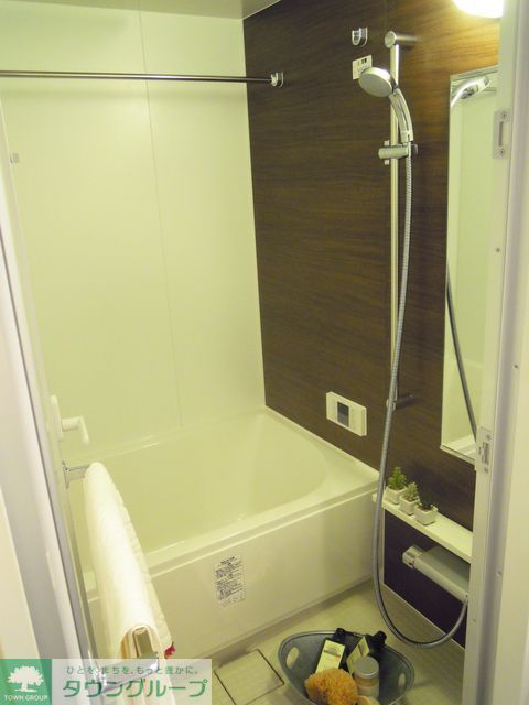 バス・シャワールーム　家具はイメージです