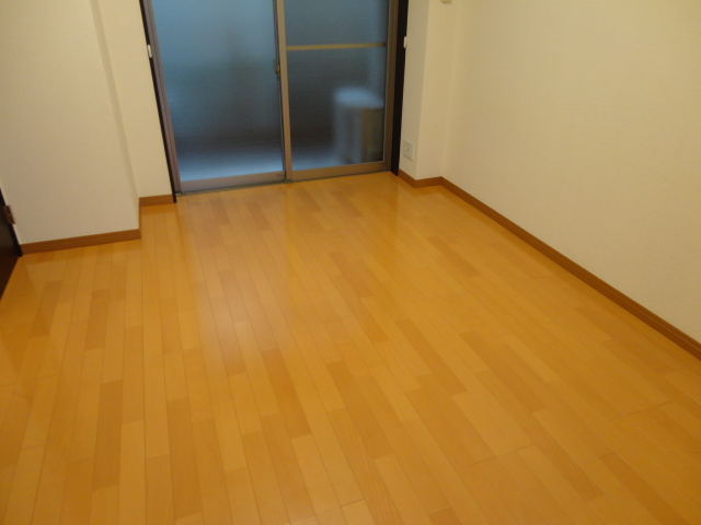 居室・リビング　別号室の参考写真です。