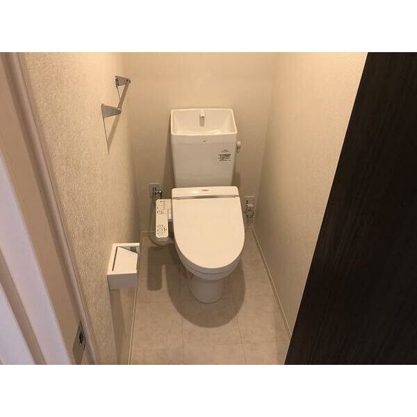 トイレ　参考写真