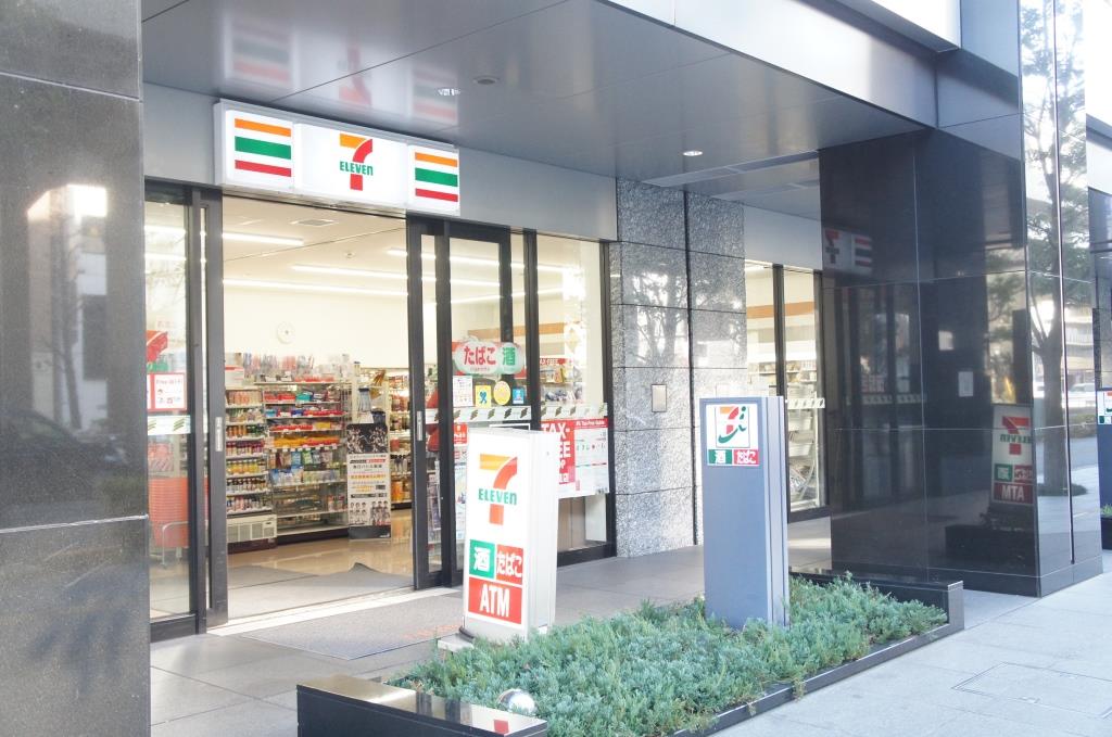 コンビニ　セブンイレブン 台東東上野4丁目店（コンビニ）まで319m