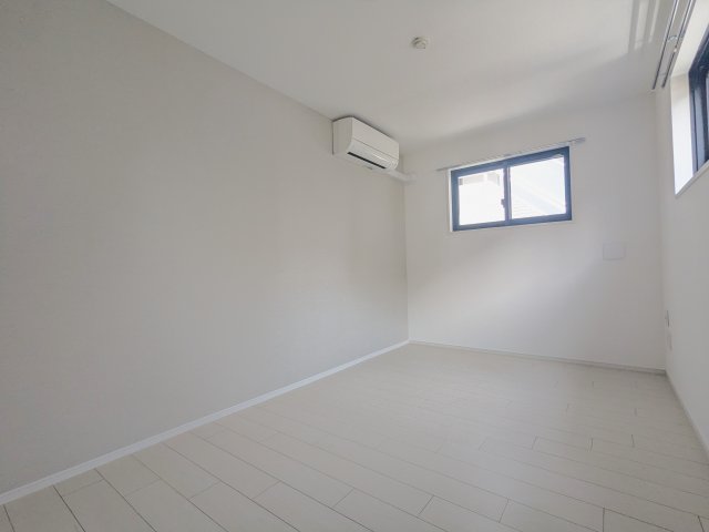 その他部屋・スペース　ゆったりした洋室です