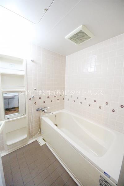 バス・シャワールーム　追い焚き付き