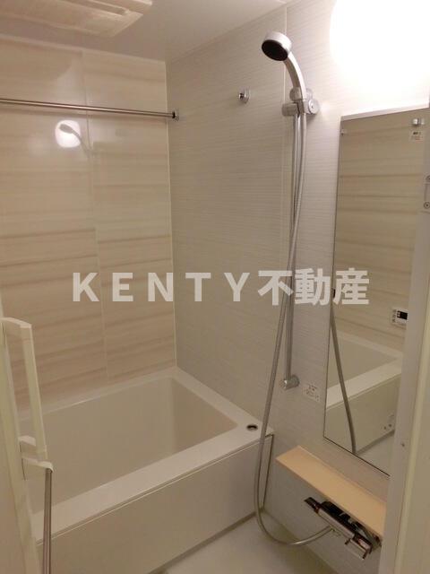 バス・シャワールーム　お風呂です