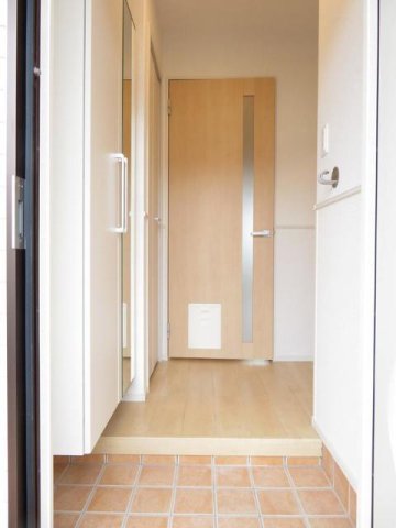 玄関　落ち着いた玄関です