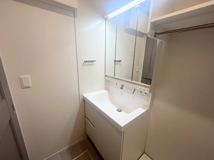 洗面設備　洗髪洗面化粧台