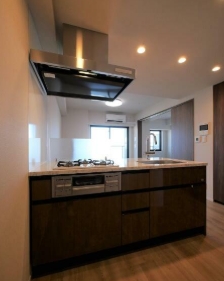 キッチン　☆調理も捗るシステムキッチン☆