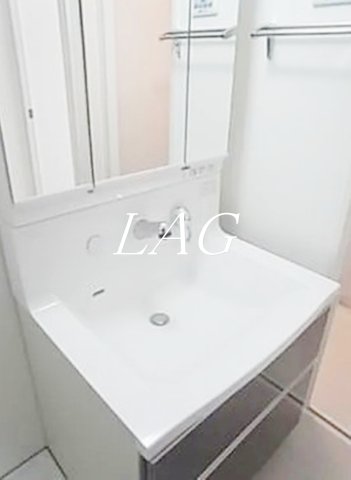 洗面設備　独立洗面台です。