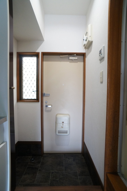 玄関　すっきりシンプルな玄関スペースです！