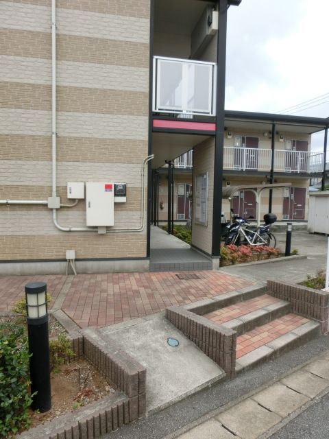 エントランス　アパートのエントランスです