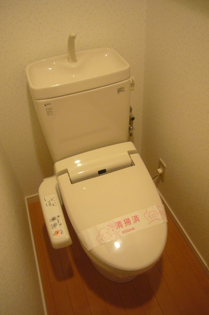 トイレ　洗浄便座