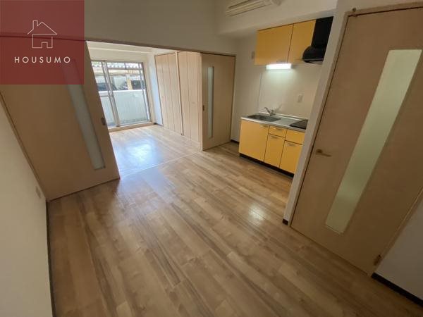 居室・リビング　居間です