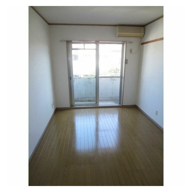 居室・リビング　※同建物別室参照