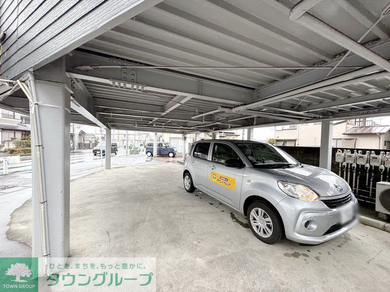 駐車場　駐車場