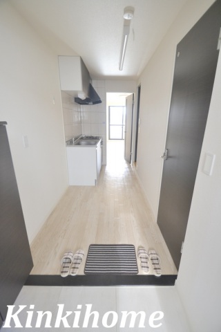 玄関　写真は別のお部屋です。