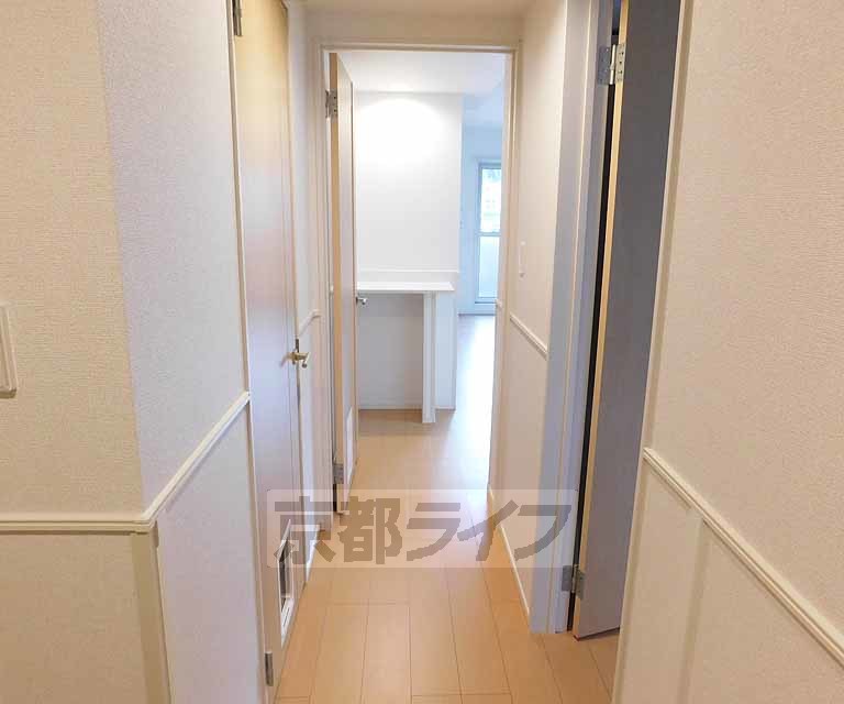 その他部屋・スペース　綺麗な廊下です