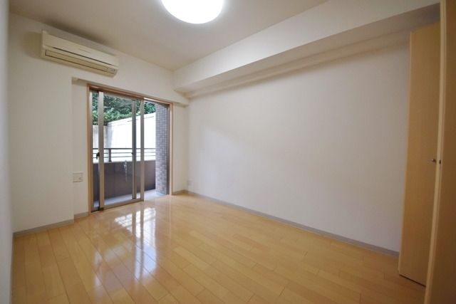 居室・リビング　★フローリングのお部屋です★
