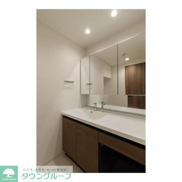 洗面設備　※写真は同タイプ住戸です。