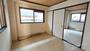 居室・リビング　風通しのいい角部屋です