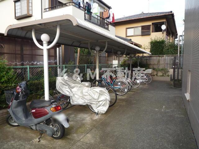 その他共有部分　屋根付き駐輪場?