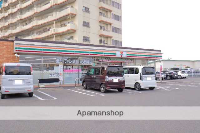 コンビニ　セブン－イレブン瑞穂野白新田店（コンビニ）まで822m