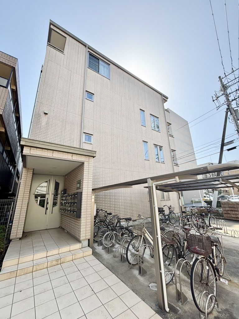 エントランス　外観
