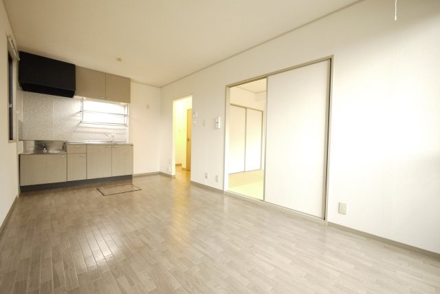 居室・リビング　※写真は別の部屋のものです。
