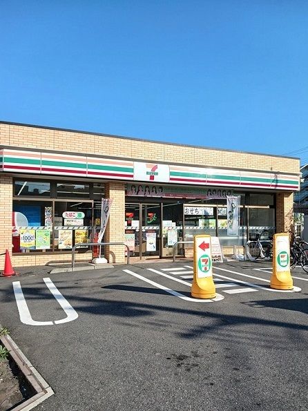 コンビニ　セブンイレブン赤羽北３丁目店（コンビニ）まで324m