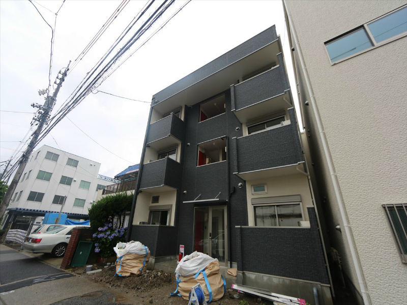 建物外観　外観　オートロック　1フロア2部屋　デザイナーズ