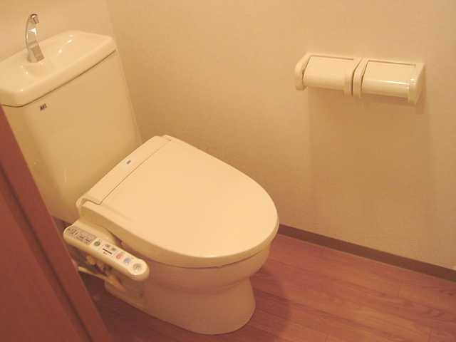トイレ　シャワー付トイレ