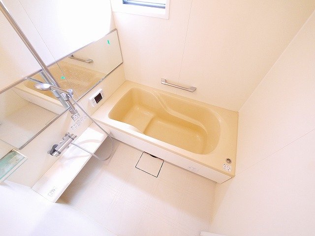 バス・シャワールーム　日々の暮らしに欠かせないお風呂です
