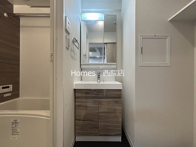 洗面設備　別部屋参考写真