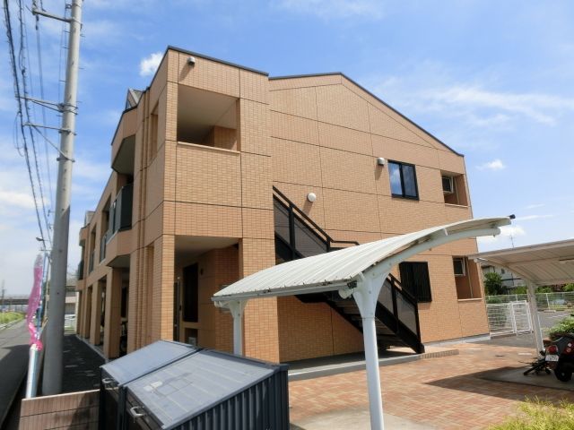 建物外観　2012年2月築です。