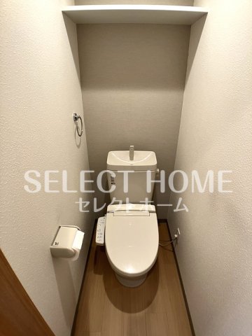 トイレ　コンパクトで使いやすいトイレです 同型タイプ